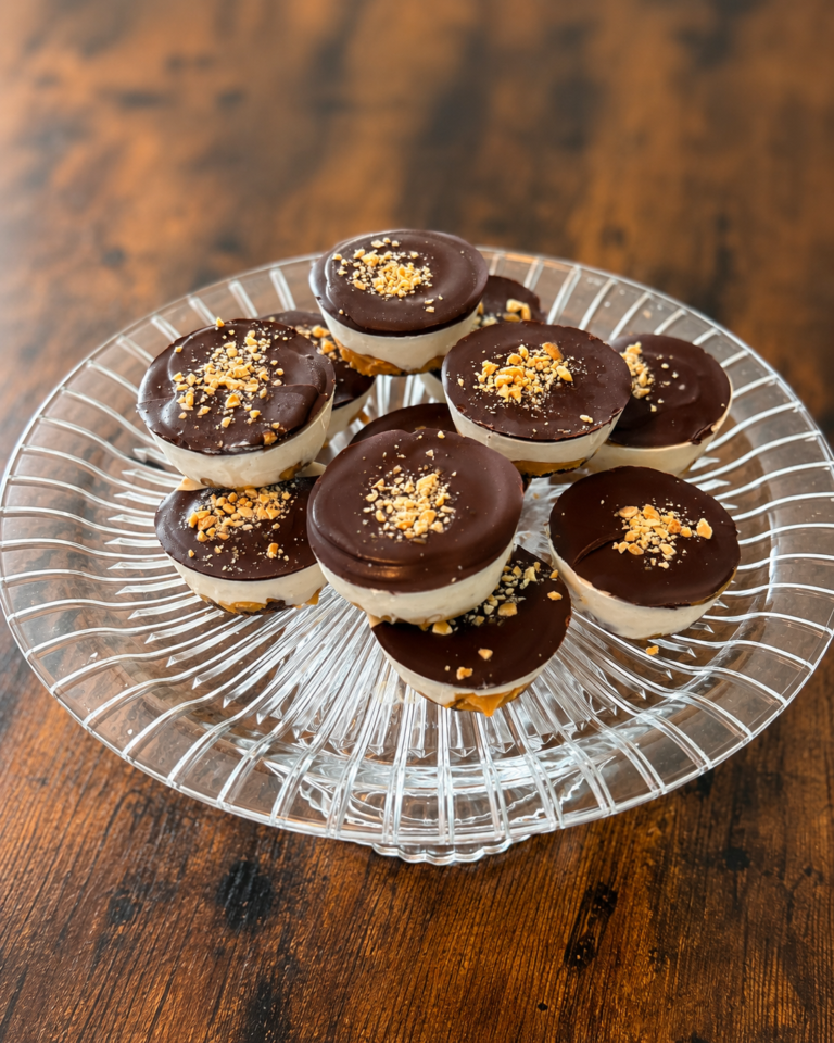 Healthy Snickers Ice Cream Cups